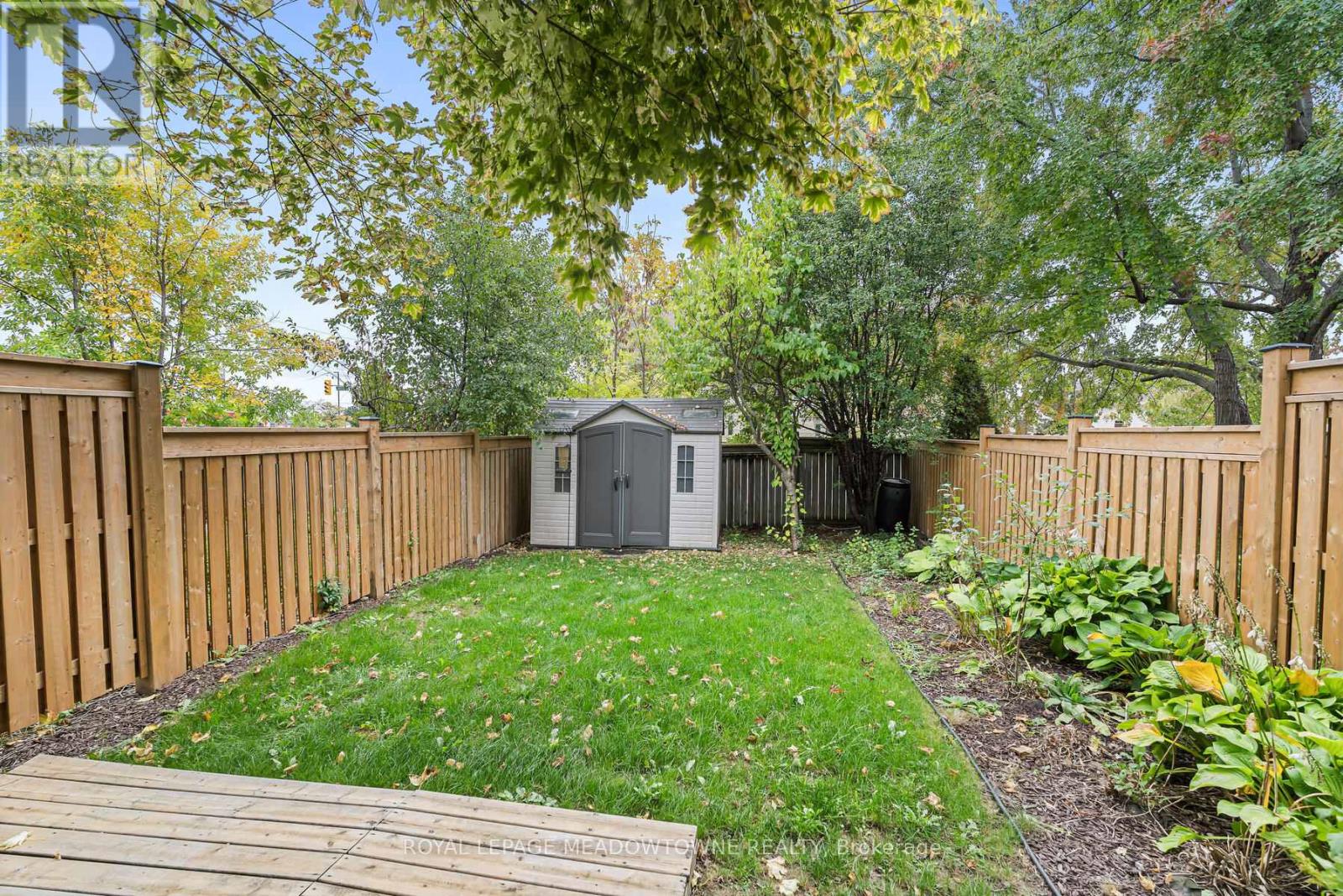 44 James Young Drive, Halton Hills, Ontario  L7G 5S5 - Photo 35 - W12454086