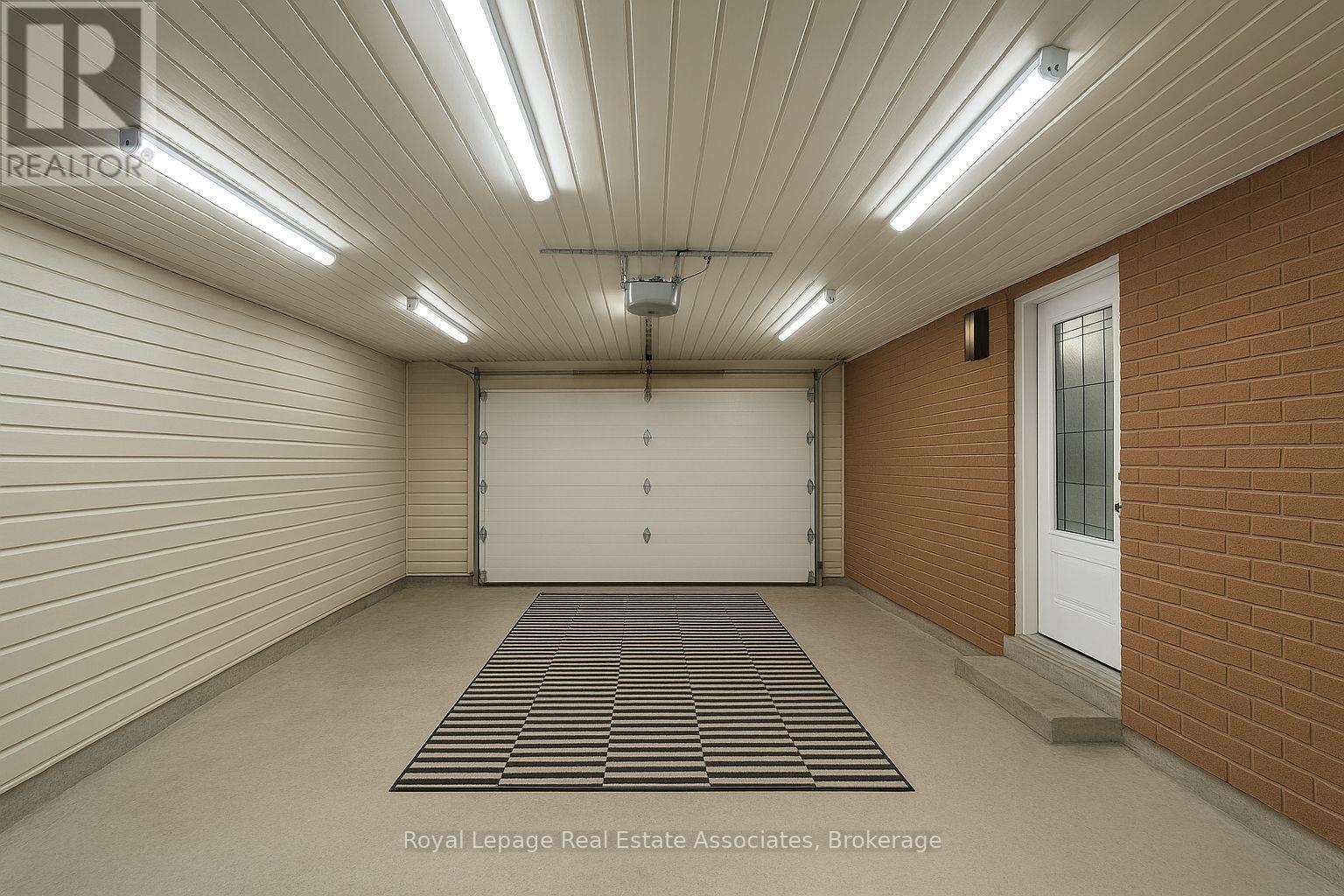116 Boston Crescent, Hamilton, Ontario  L8T 4N2 - Photo 39 - X12450003