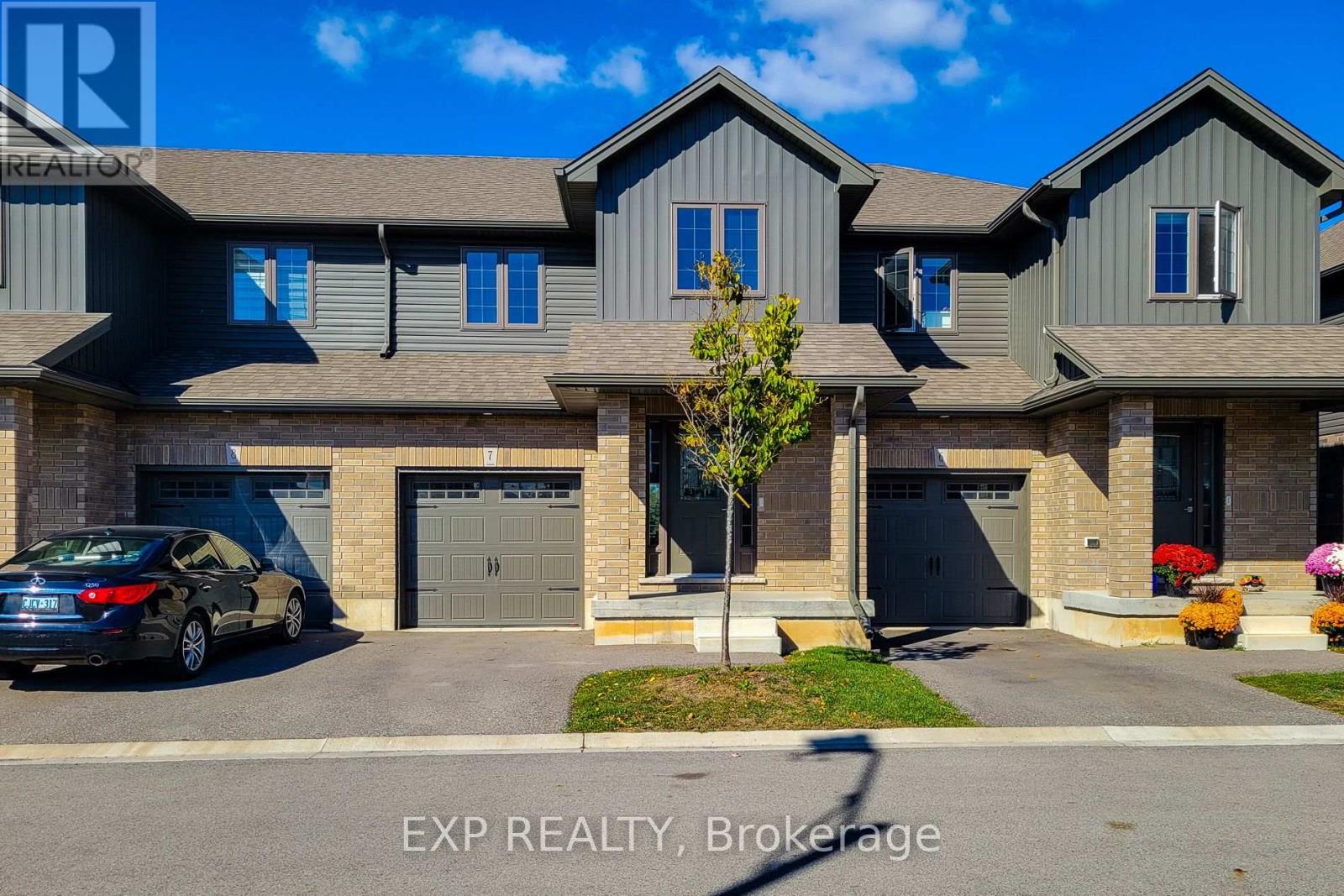 7 - 29 SCHUYLER STREET, Brant, Ontario