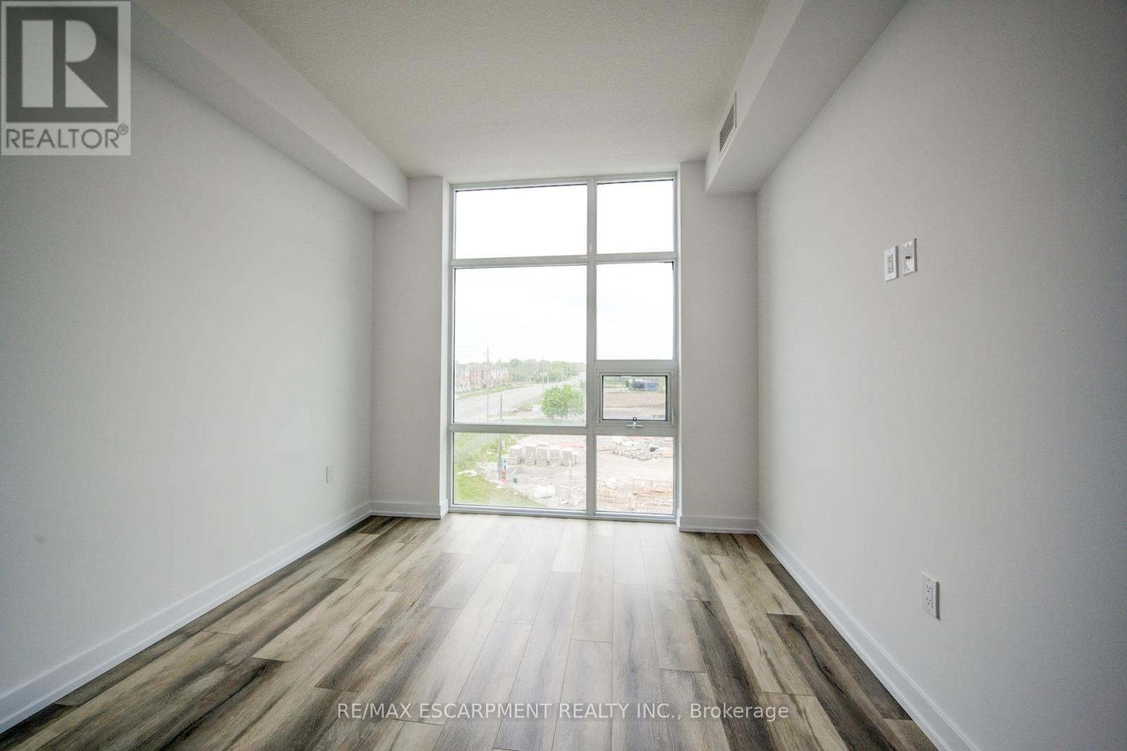 435 - 10 Mallard Trail E, Hamilton, Ontario  L0R 2H1 - Photo 17 - X12427557