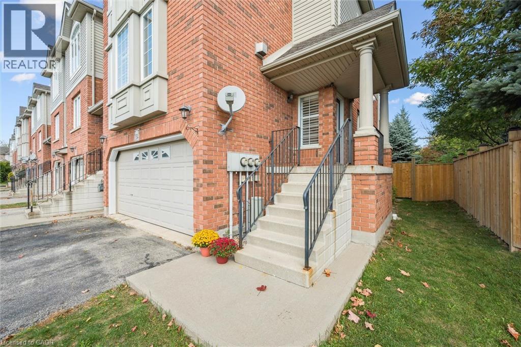 354 Dearborn Boulevard, Waterloo, Ontario  N2J 4Y9 - Photo 4 - 40777031