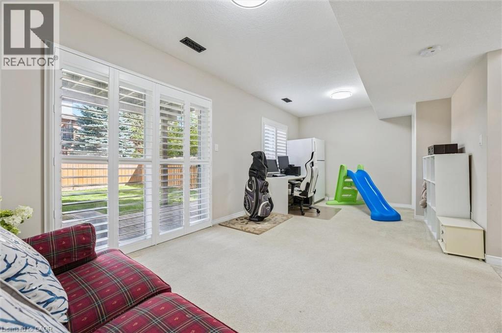 354 Dearborn Boulevard, Waterloo, Ontario  N2J 4Y9 - Photo 30 - 40777031