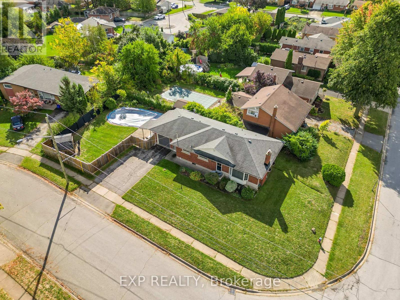 6570 Sherwood Road, Niagara Falls, Ontario  L2E 5M4 - Photo 2 - X12454109