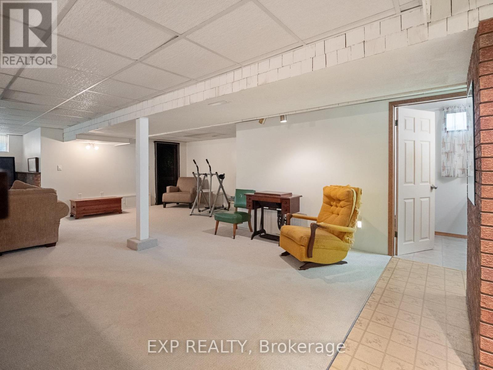 6570 Sherwood Road, Niagara Falls, Ontario  L2E 5M4 - Photo 20 - X12454109