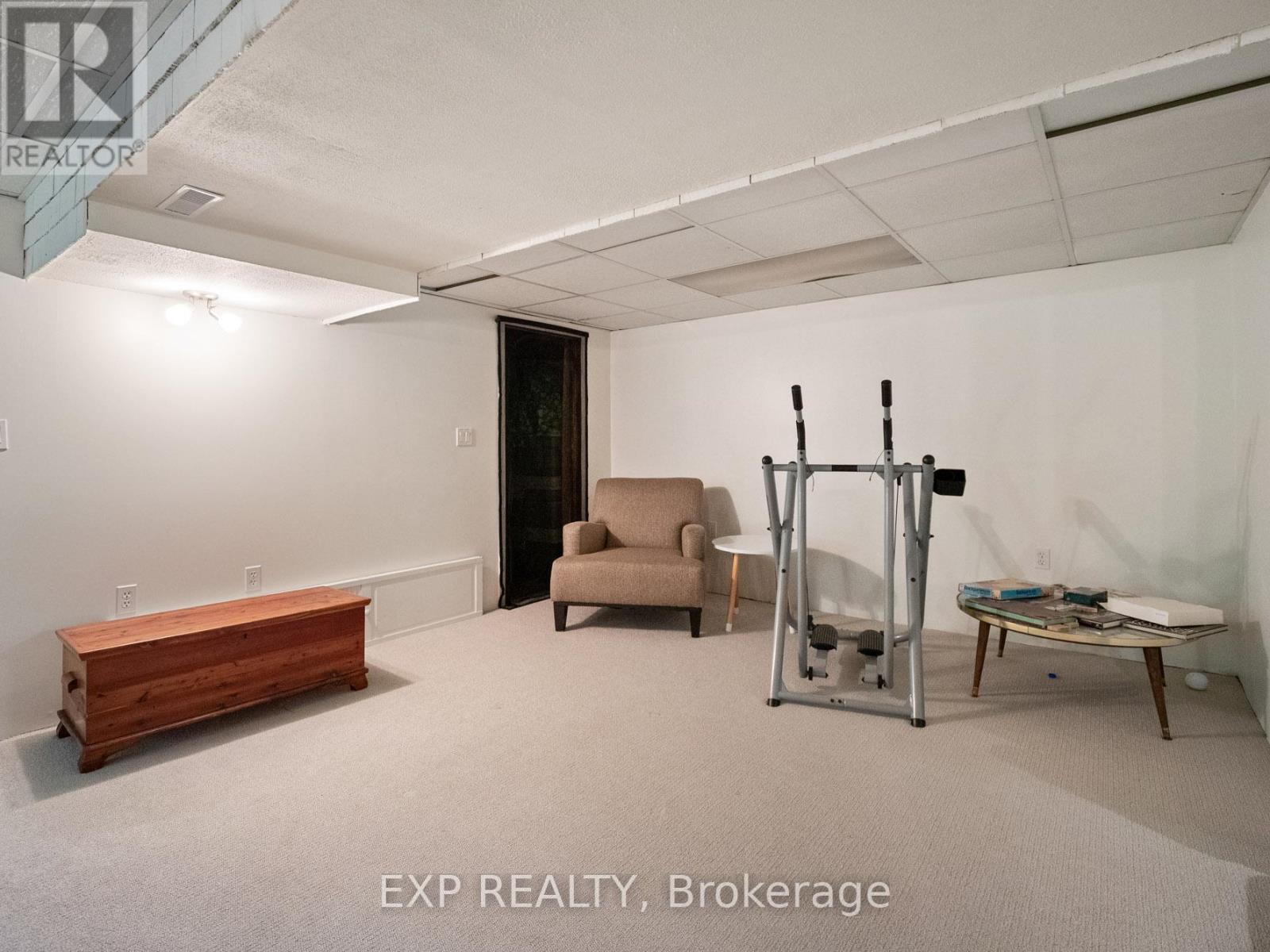 6570 Sherwood Road, Niagara Falls, Ontario  L2E 5M4 - Photo 22 - X12454109