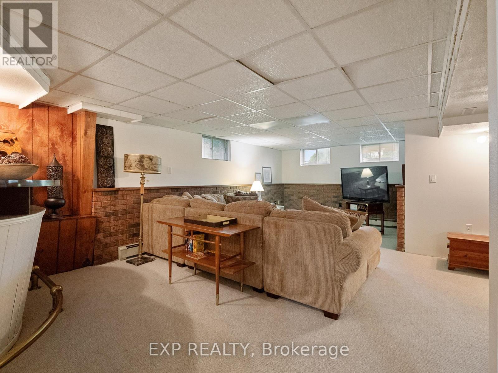 6570 Sherwood Road, Niagara Falls, Ontario  L2E 5M4 - Photo 23 - X12454109