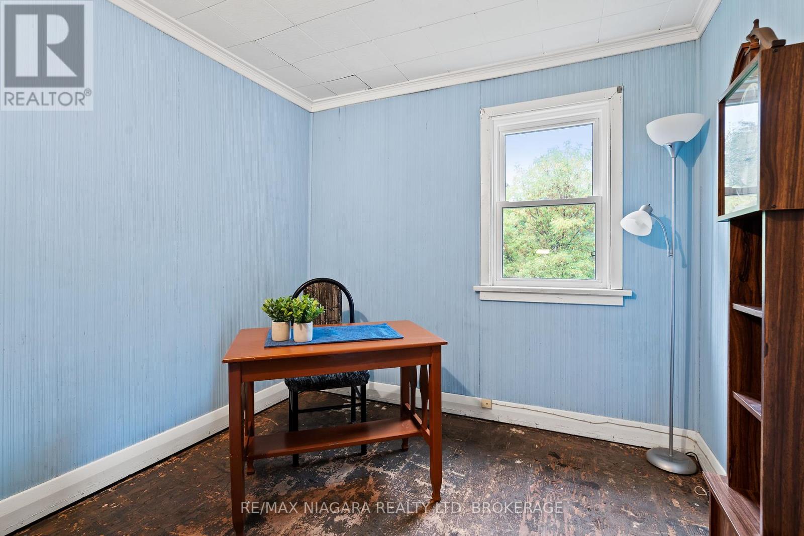 4985 Kingston Avenue, Niagara Falls, Ontario  L2E 5B3 - Photo 14 - X12454141
