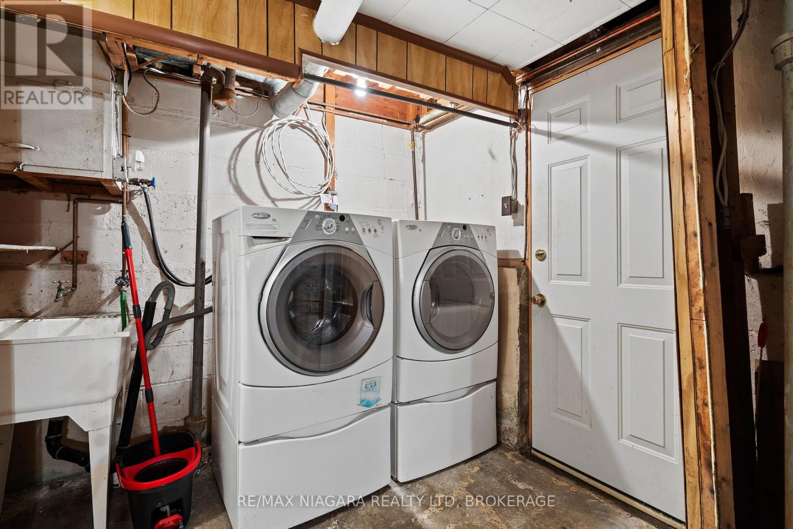 4985 Kingston Avenue, Niagara Falls, Ontario  L2E 5B3 - Photo 19 - X12454141