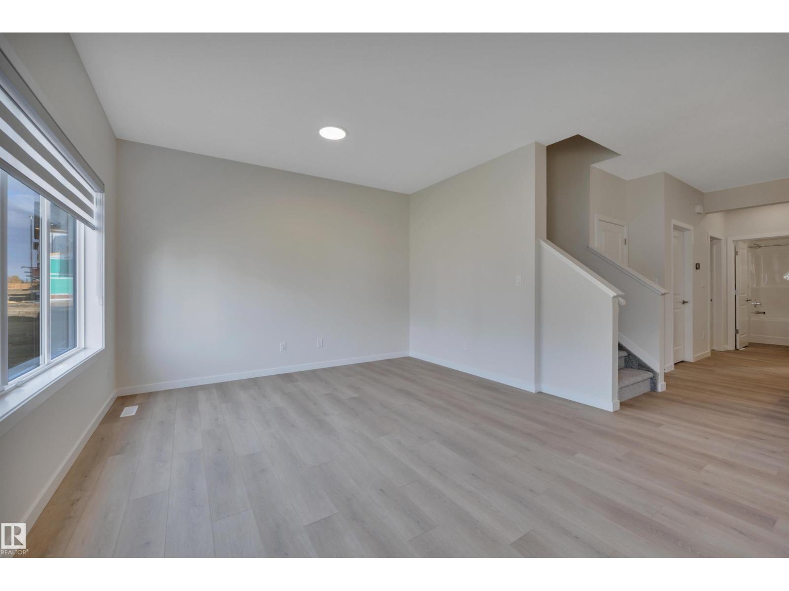 9104 Elves Lo Nw, Edmonton, Alberta  T6M 3G2 - Photo 21 - E4452307