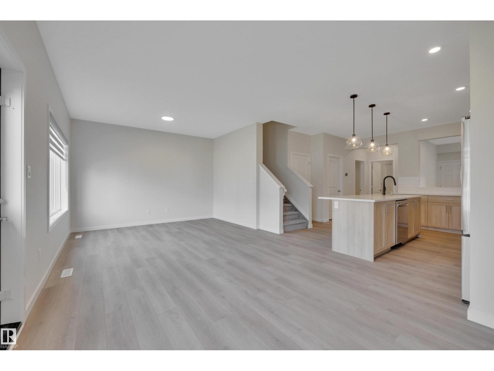 9104 Elves Lo Nw, Edmonton, Alberta  T6M 3G2 - Photo 18 - E4452307