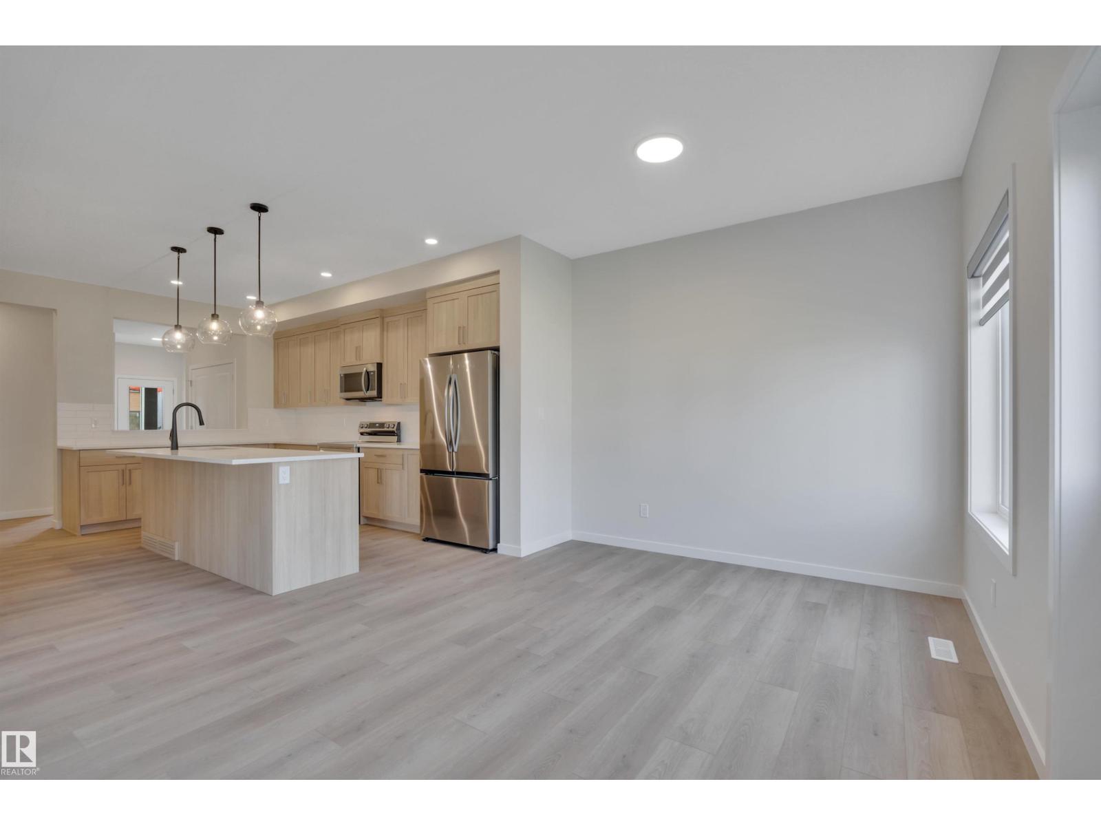 9104 Elves Lo Nw, Edmonton, Alberta  T6M 3G2 - Photo 16 - E4452307