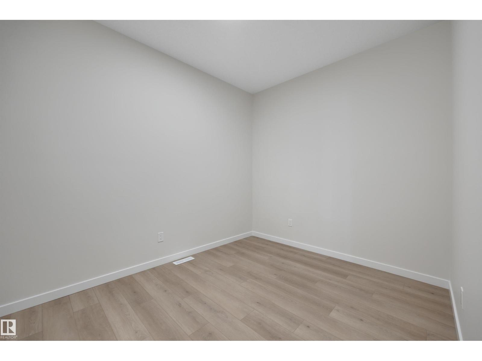 9104 Elves Lo Nw, Edmonton, Alberta  T6M 3G2 - Photo 22 - E4452307