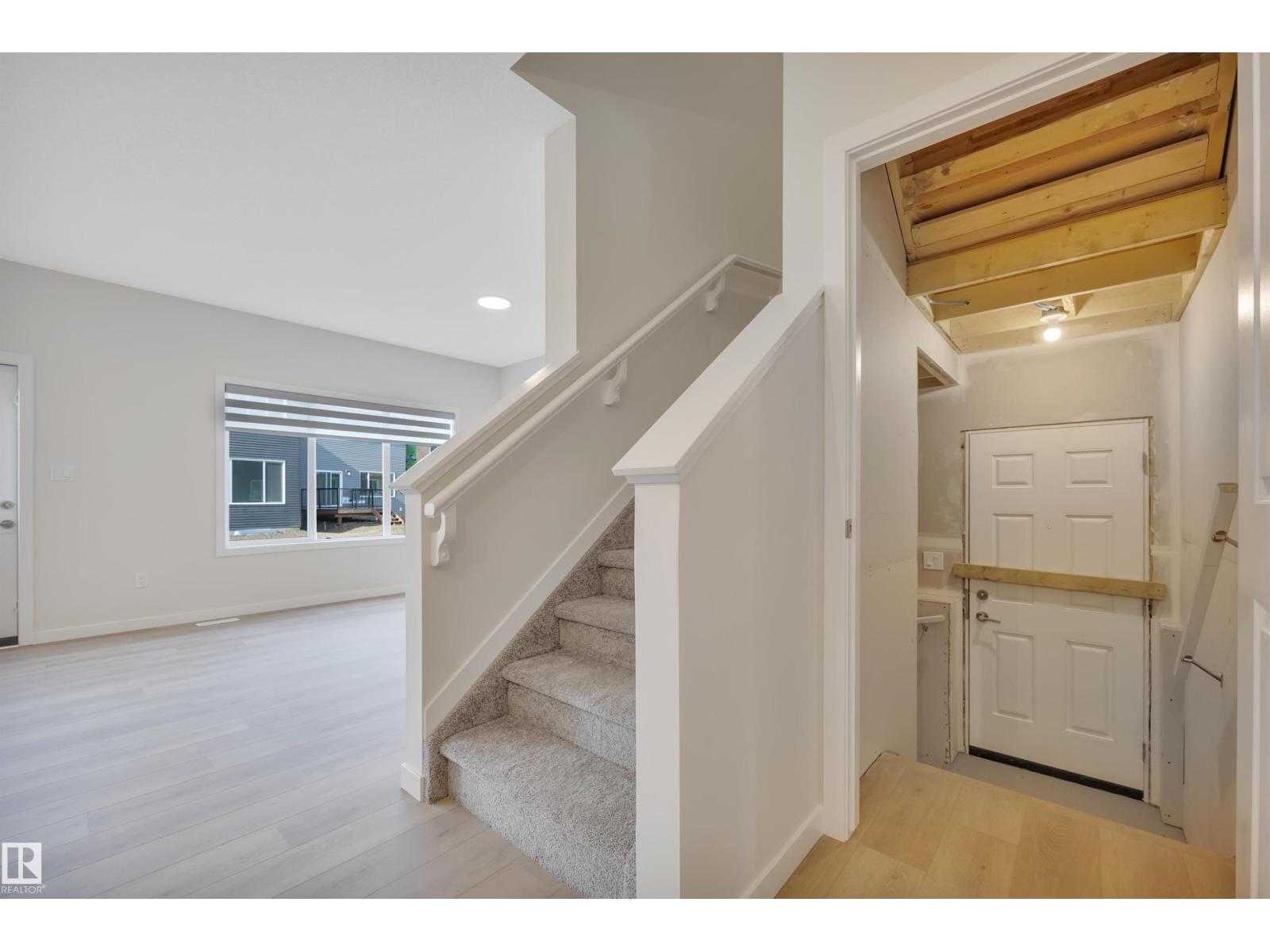 9104 Elves Lo Nw, Edmonton, Alberta  T6M 3G2 - Photo 44 - E4452307