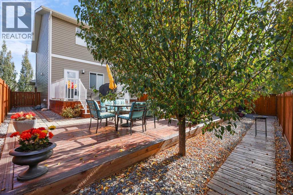 160 Wildrose Drive, Strathmore, Alberta  T1P 0G5 - Photo 2 - A2243028