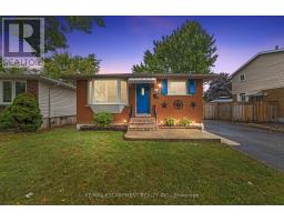 111 BOSTON CRESCENT, Hamilton, Ontario