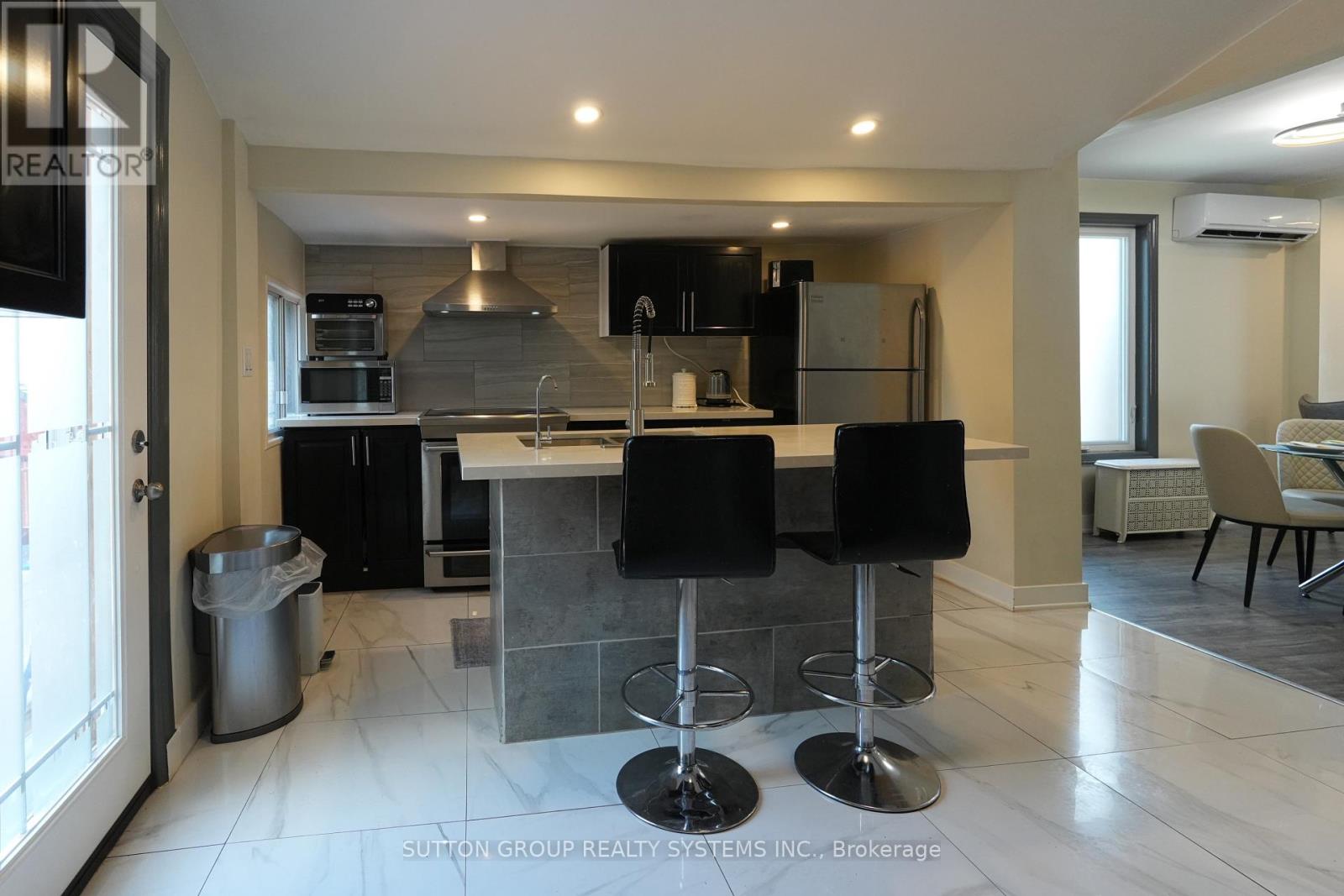 39 Norfolk Avenue, Cambridge, Ontario  N1R 3T7 - Photo 13 - X12453958