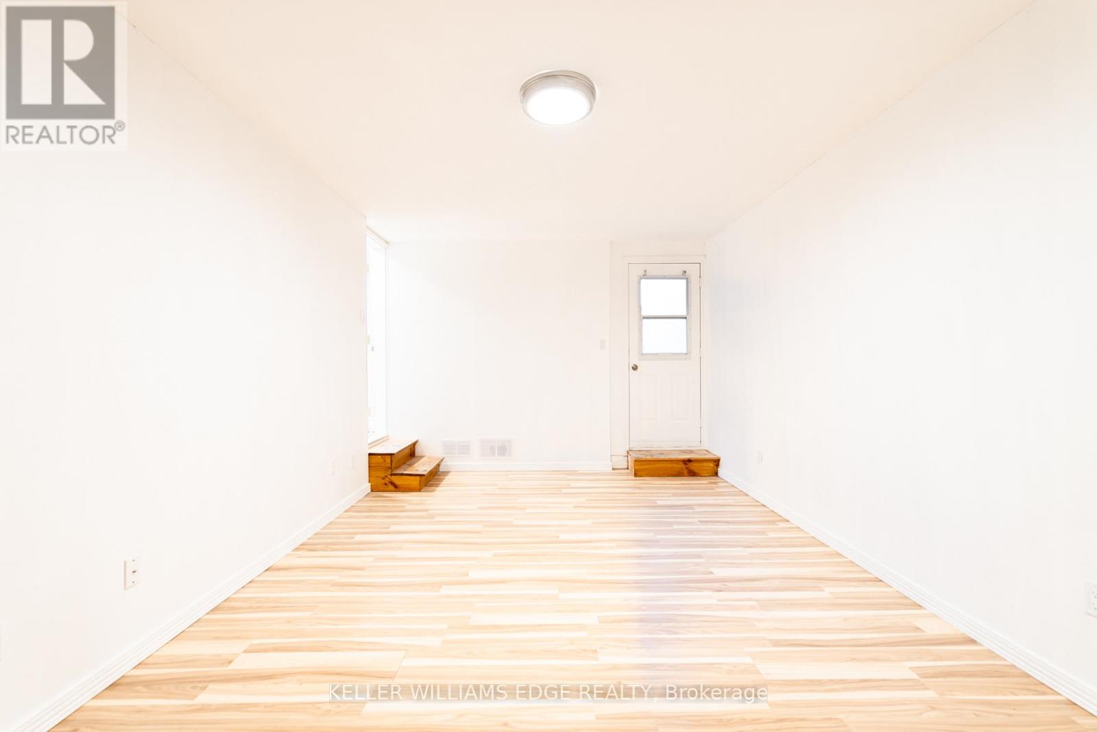 Room 2 - 119 Summers Drive, Thorold, Ontario  L2V 5C7 - Photo 6 - X12453963