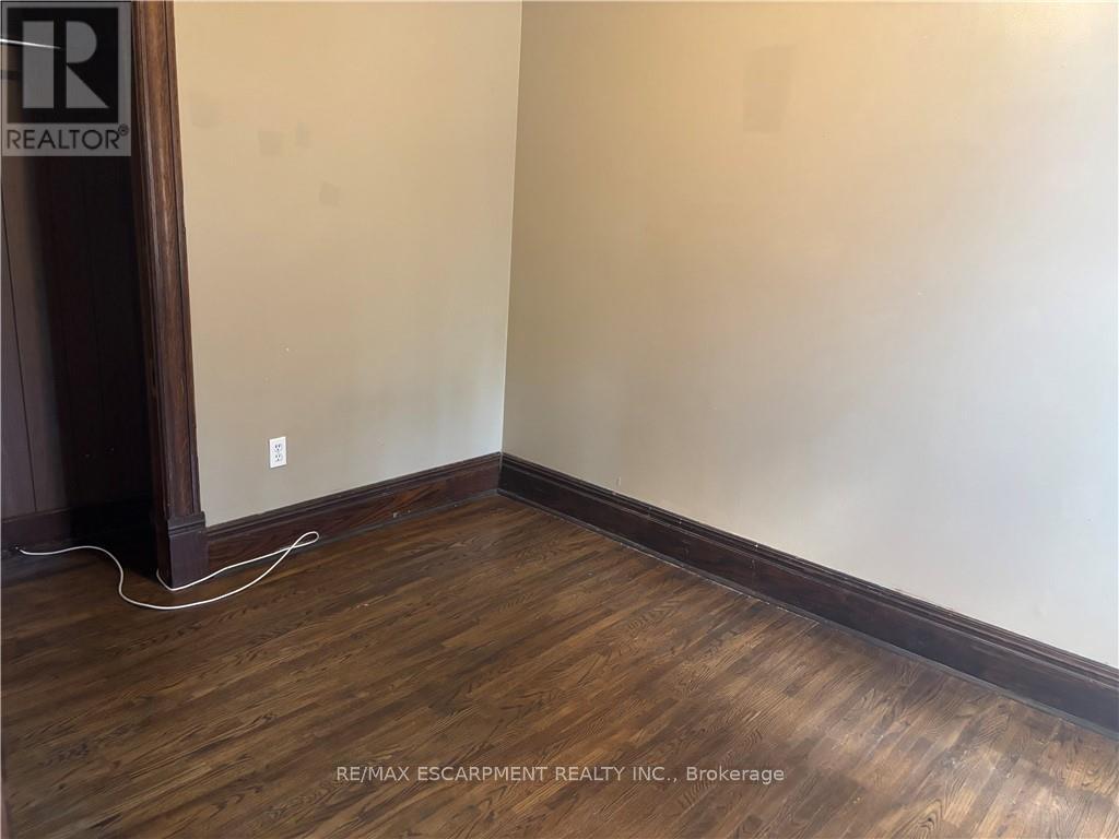 463 East Main Street, Welland, Ontario  L3B 3X7 - Photo 19 - X12453972