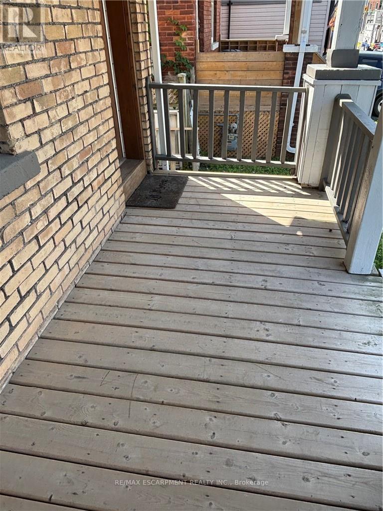 463 East Main Street, Welland, Ontario  L3B 3X7 - Photo 5 - X12453972