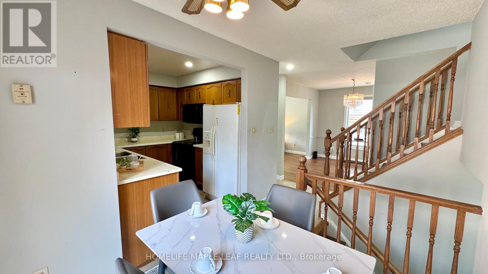 42 Newbury Drive, Kitchener, Ontario  N2N 2X6 - Photo 17 - X12453973