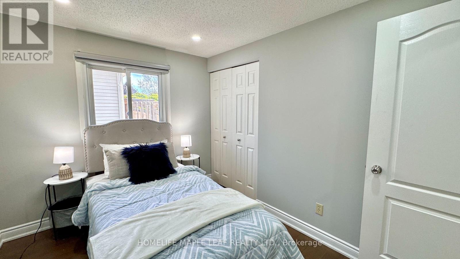 42 Newbury Drive, Kitchener, Ontario  N2N 2X6 - Photo 22 - X12453973