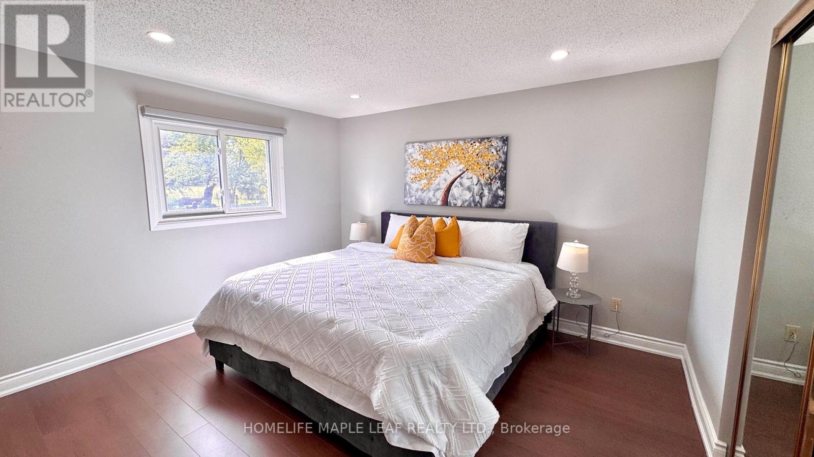 42 Newbury Drive, Kitchener, Ontario  N2N 2X6 - Photo 23 - X12453973