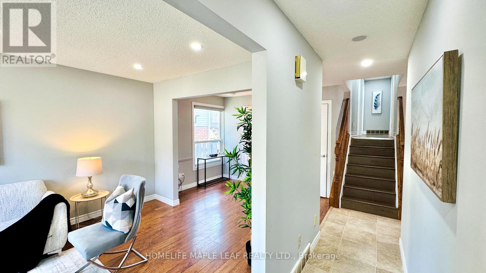 42 Newbury Drive, Kitchener, Ontario  N2N 2X6 - Photo 6 - X12453973