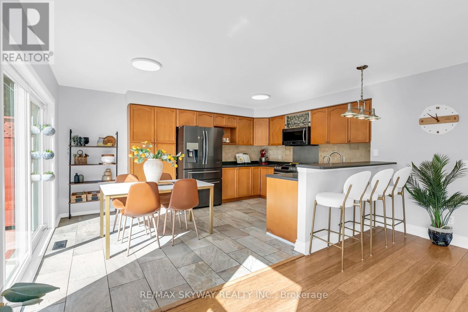 19 Coulthard Boulevard, Cambridge, Ontario  N1T 2E7 - Photo 10 - X12454046