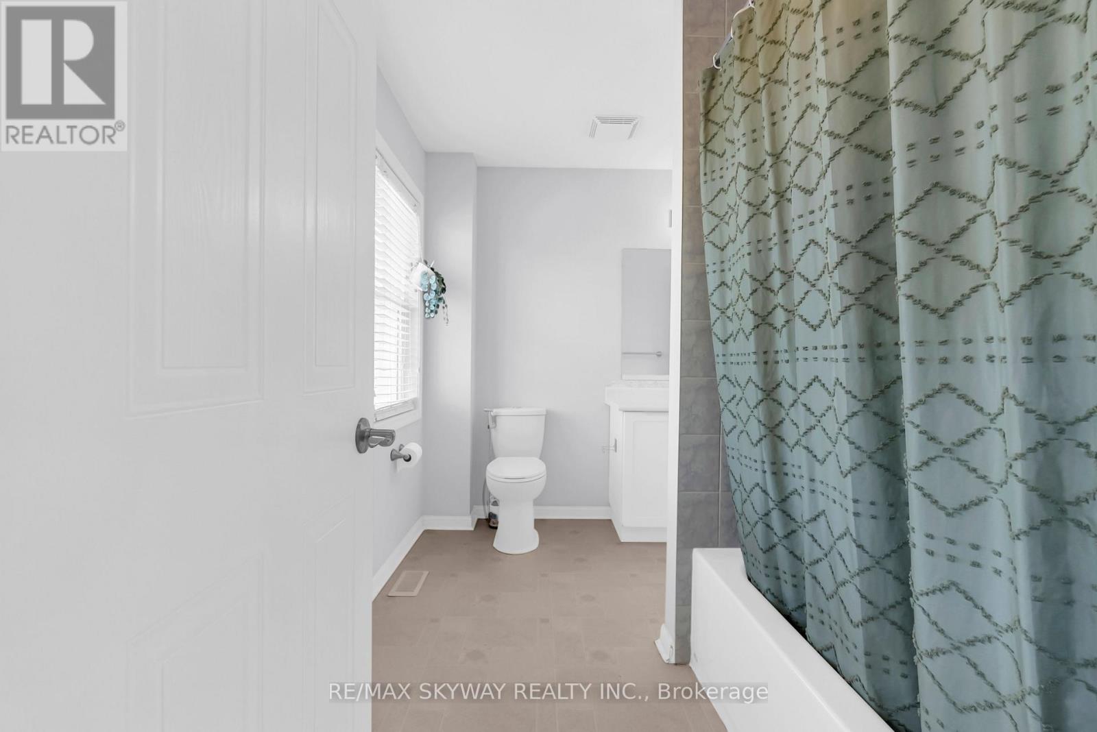 19 Coulthard Boulevard, Cambridge, Ontario  N1T 2E7 - Photo 26 - X12454046