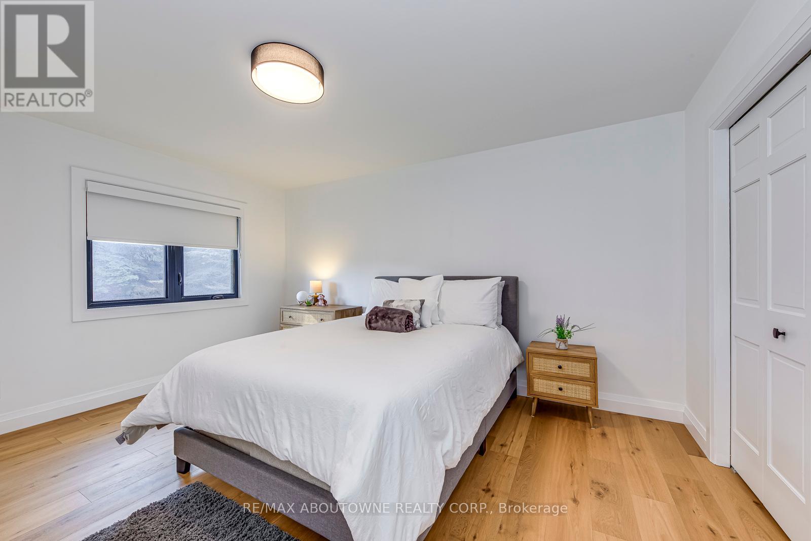 54 Deerview Avenue, Hamilton, Ontario  L9G 4R8 - Photo 41 - X12454076