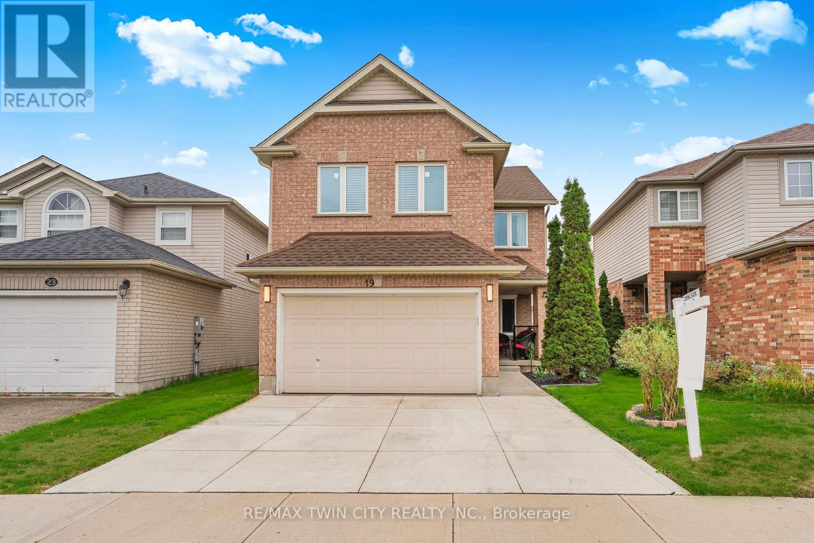 19 MARL MEADOW DRIVE, Kitchener, Ontario