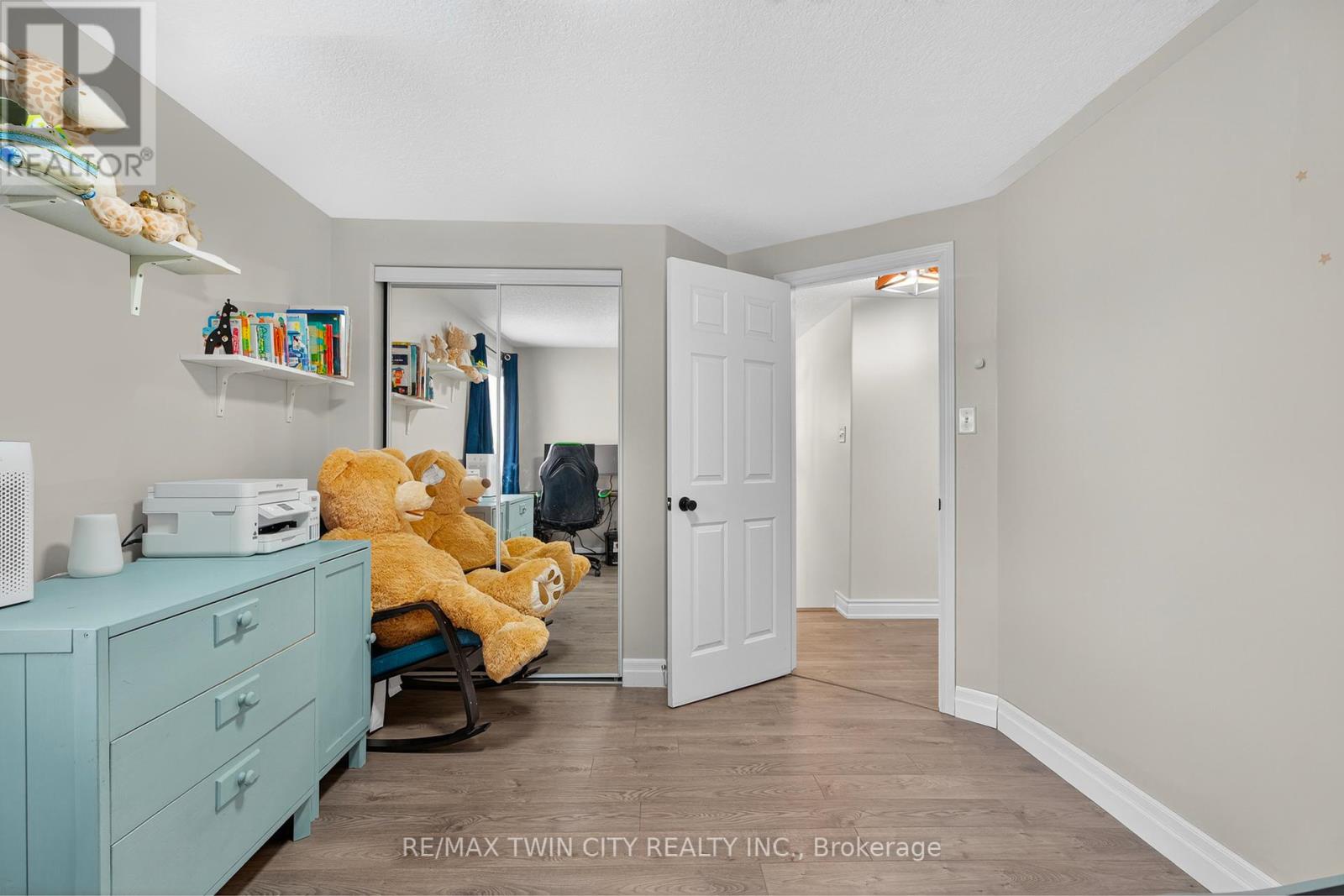 19 Marl Meadow Drive, Kitchener, Ontario  N2R 1L1 - Photo 28 - X12454081