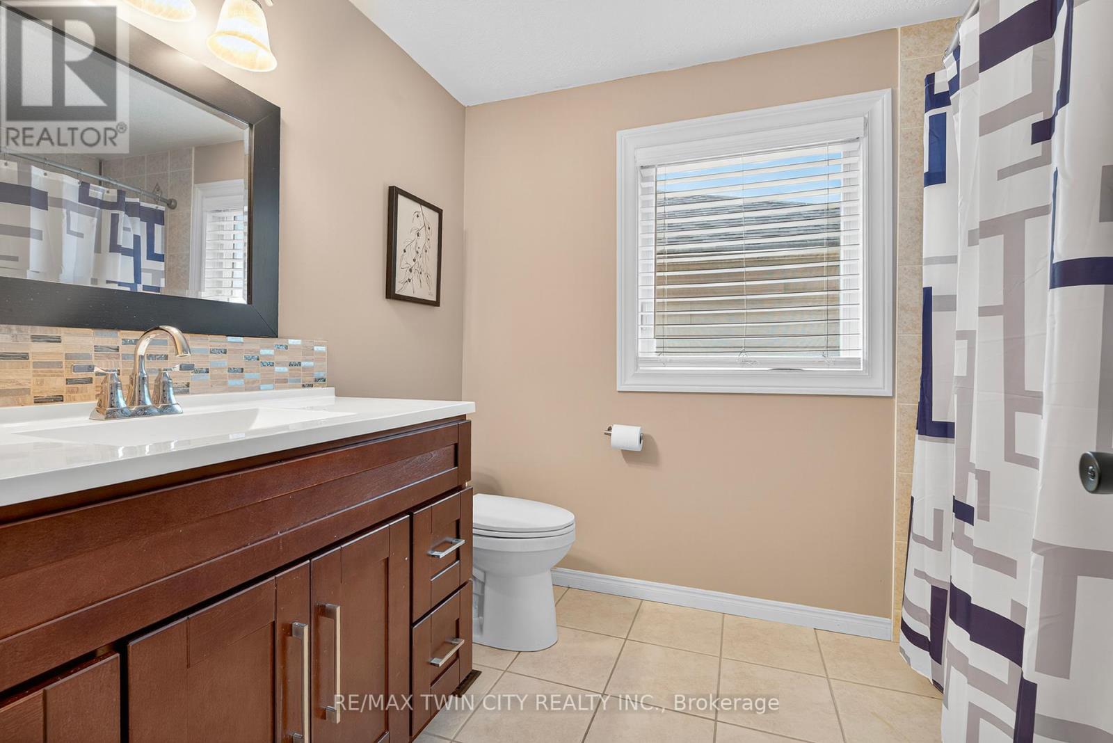 19 Marl Meadow Drive, Kitchener, Ontario  N2R 1L1 - Photo 29 - X12454081