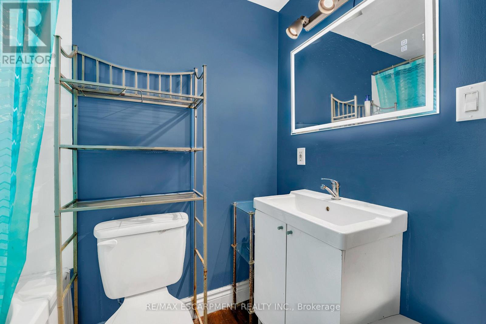 18 Riverdale Drive, Hamilton, Ontario  L8E 1J8 - Photo 23 - X12454091