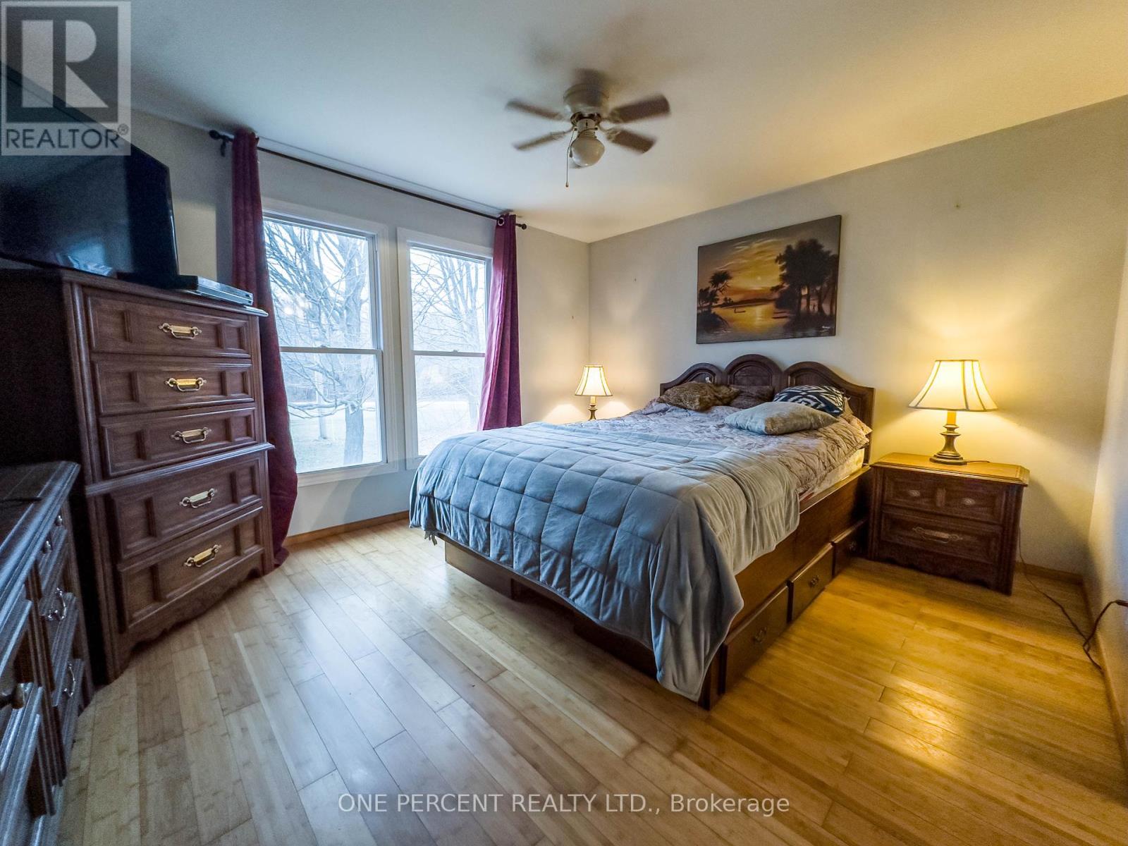 19656 Loyalist Parkway, Prince Edward County, Ontario  K0K 1T0 - Photo 10 - X12454098