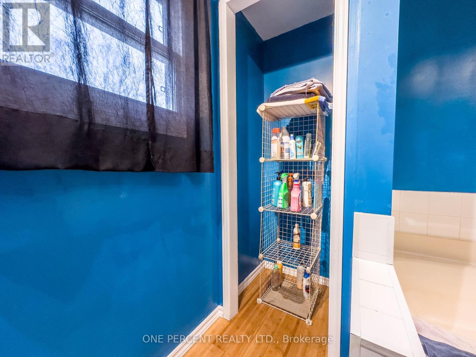 19656 Loyalist Parkway, Prince Edward County, Ontario  K0K 1T0 - Photo 14 - X12454098
