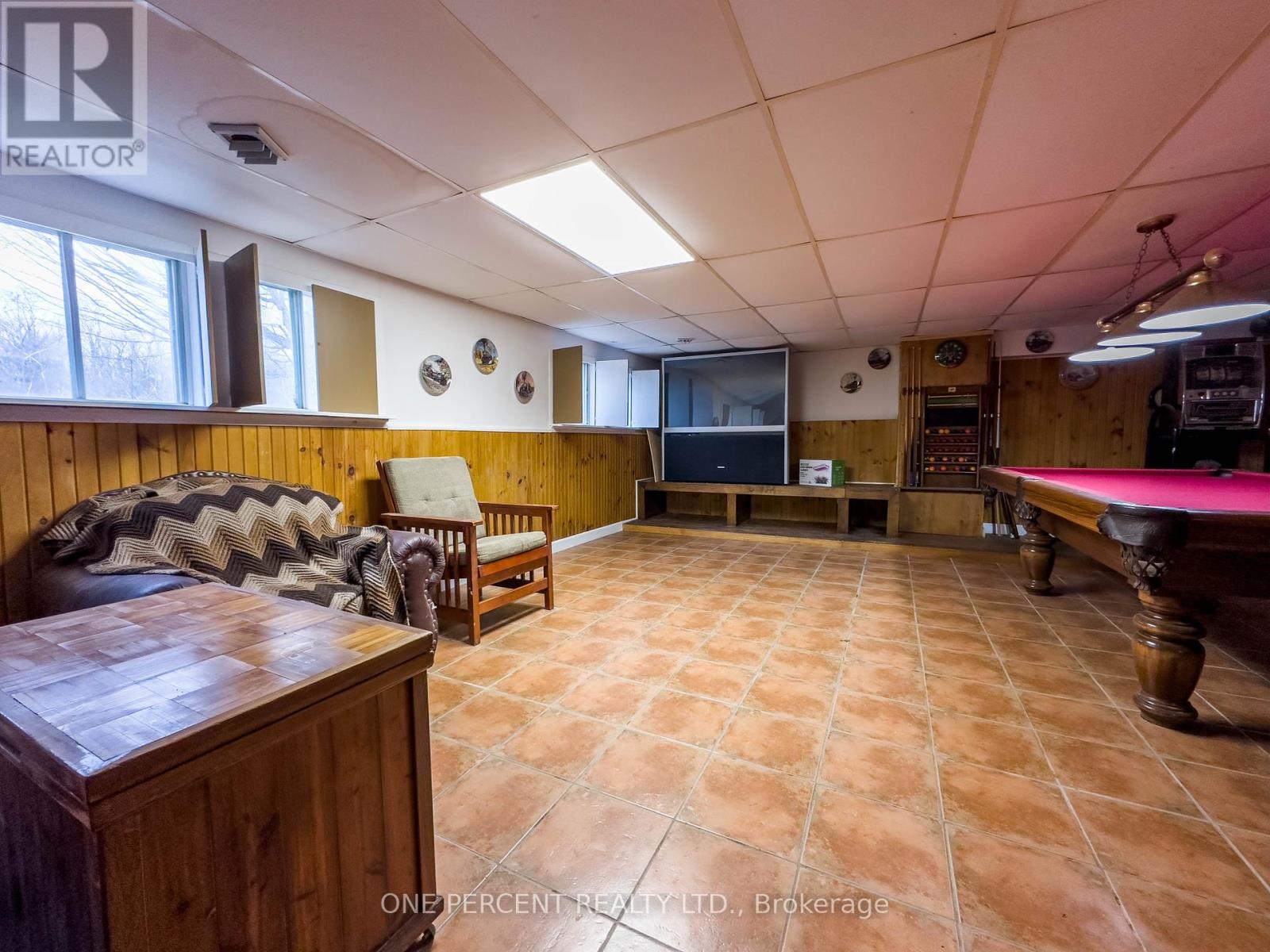 19656 Loyalist Parkway, Prince Edward County, Ontario  K0K 1T0 - Photo 22 - X12454098