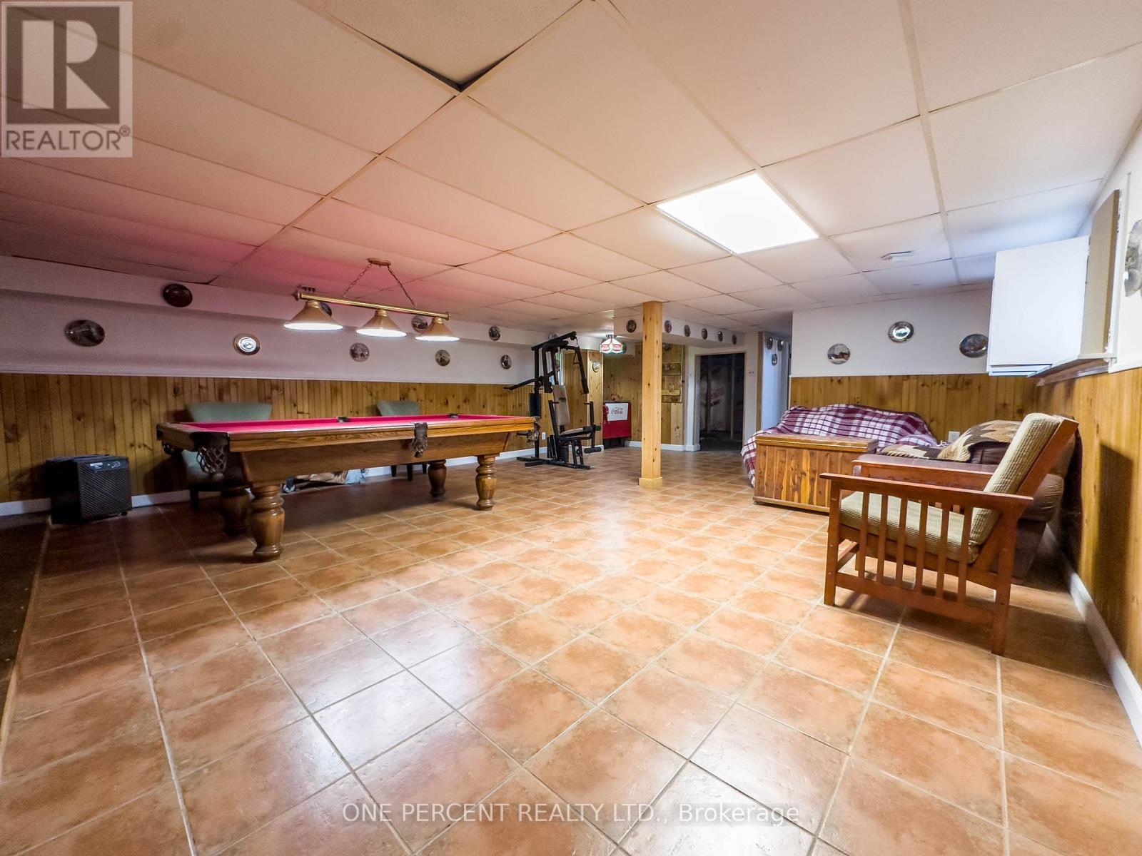 19656 Loyalist Parkway, Prince Edward County, Ontario  K0K 1T0 - Photo 24 - X12454098