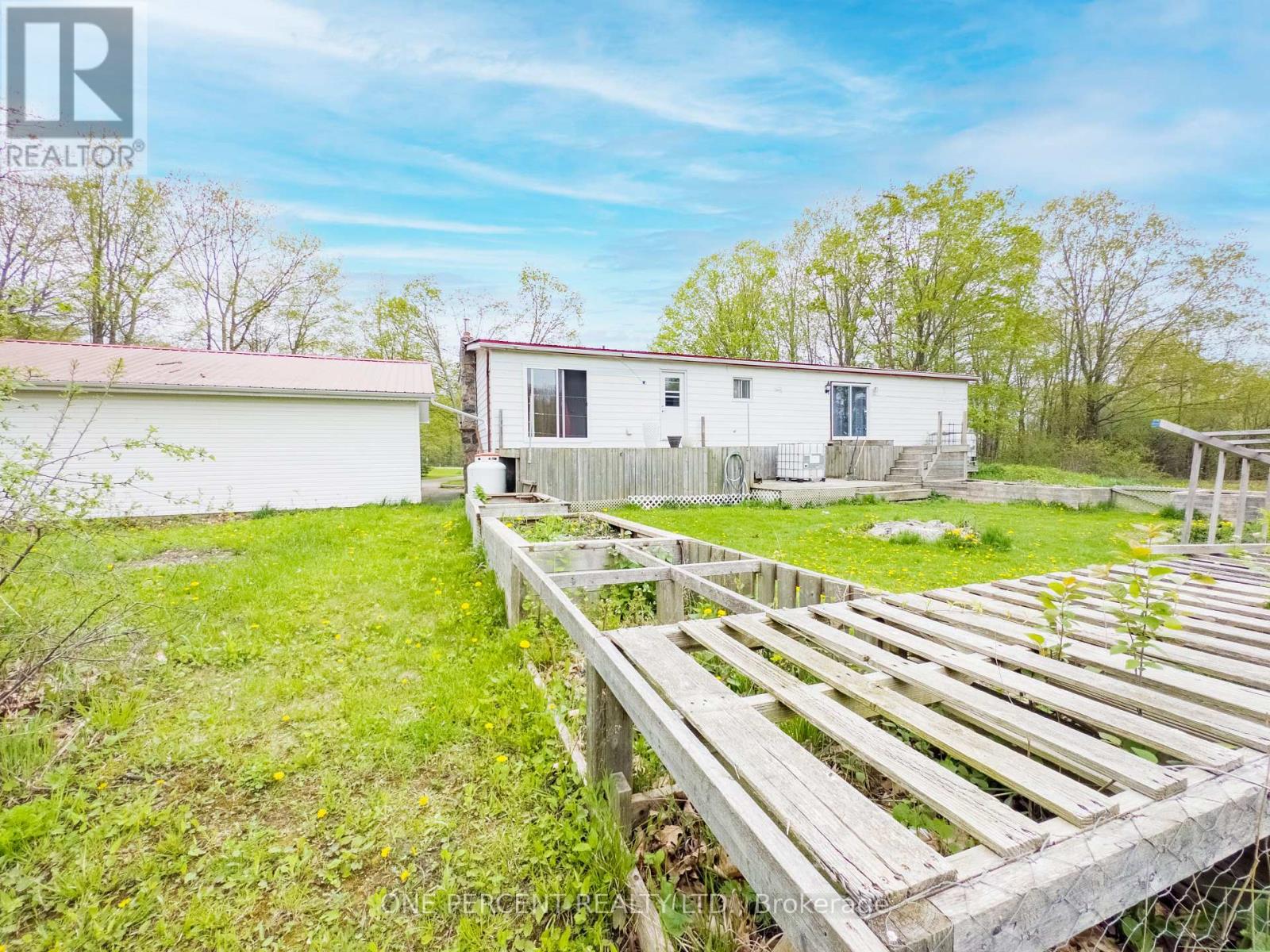 19656 Loyalist Parkway, Prince Edward County, Ontario  K0K 1T0 - Photo 30 - X12454098