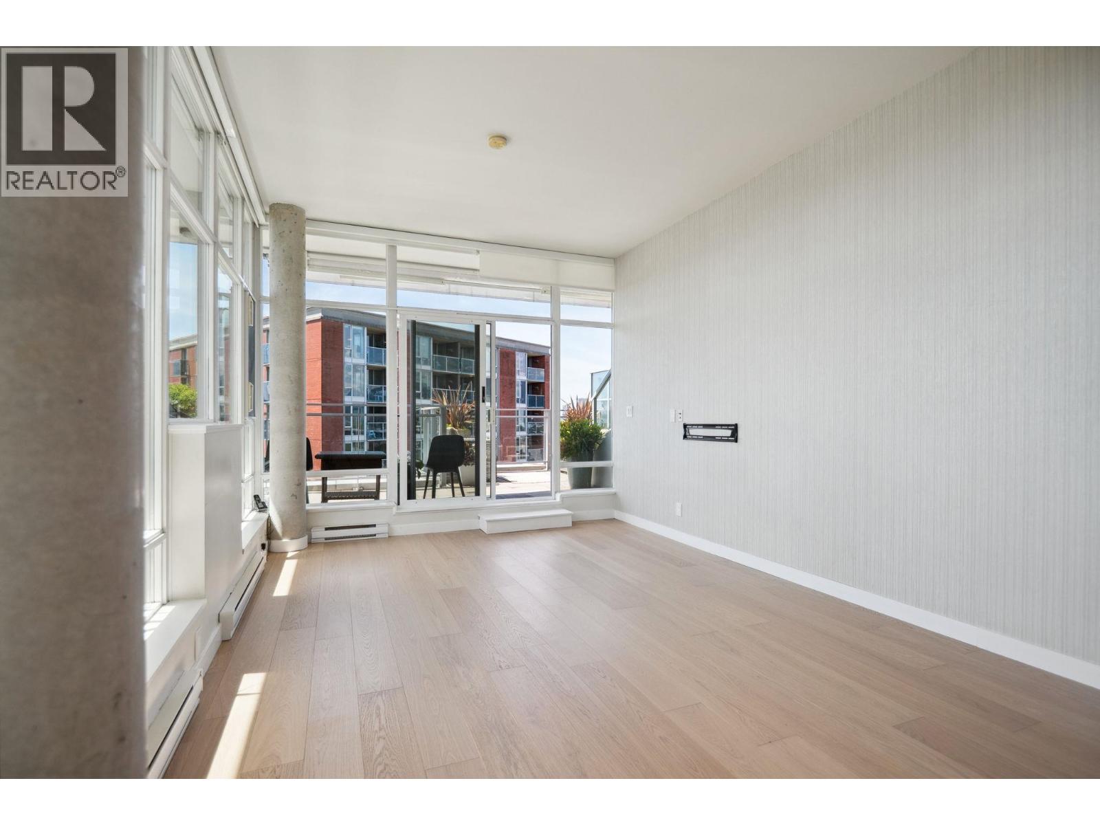 Ph4 2321 Scotia Street, Vancouver, British Columbia  V5T 0A8 - Photo 7 - R3033406