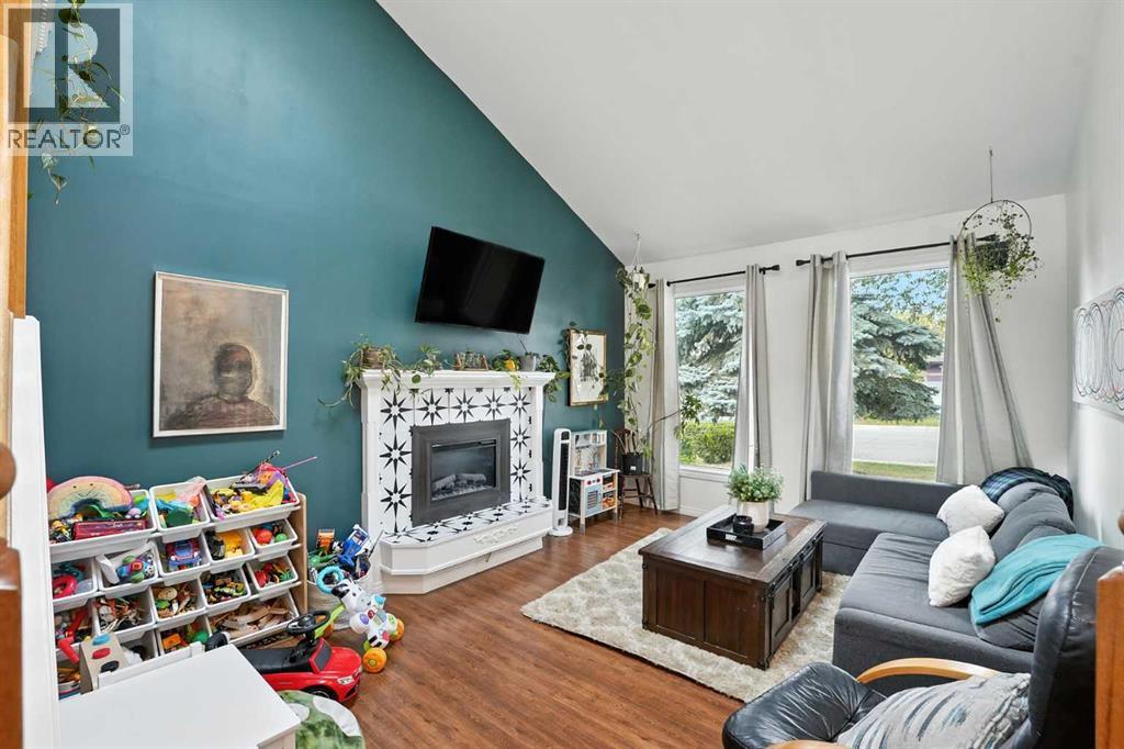 2635 14 Avenue Se, Calgary, Alberta  T2A 0J4 - Photo 3 - A2254596