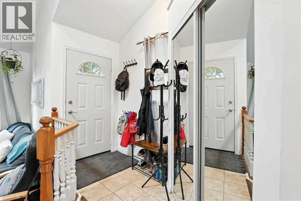 2635 14 Avenue Se, Calgary, Alberta  T2A 0J4 - Photo 2 - A2254596