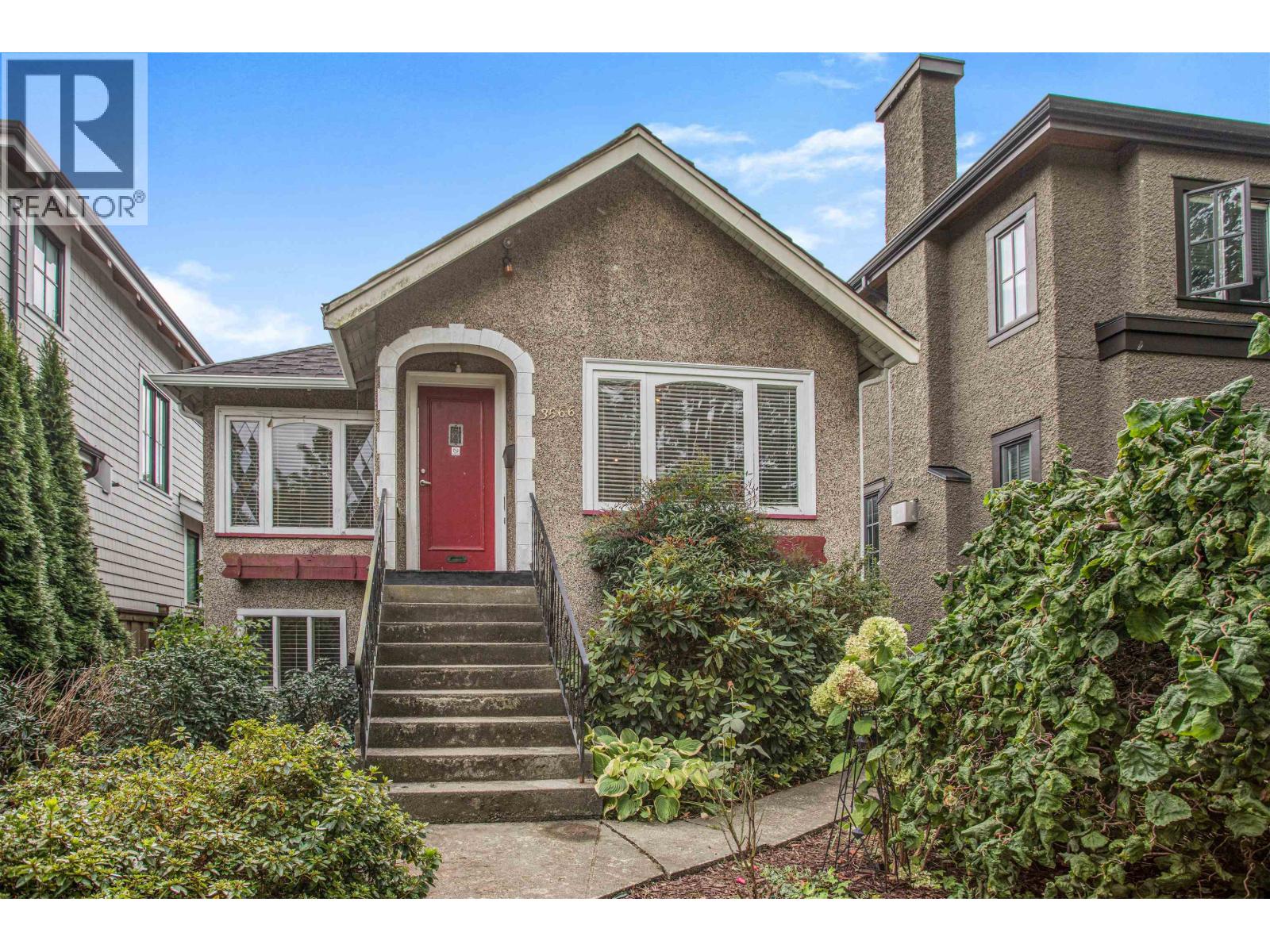 3566 W 11TH AVENUE, Vancouver, British Columbia