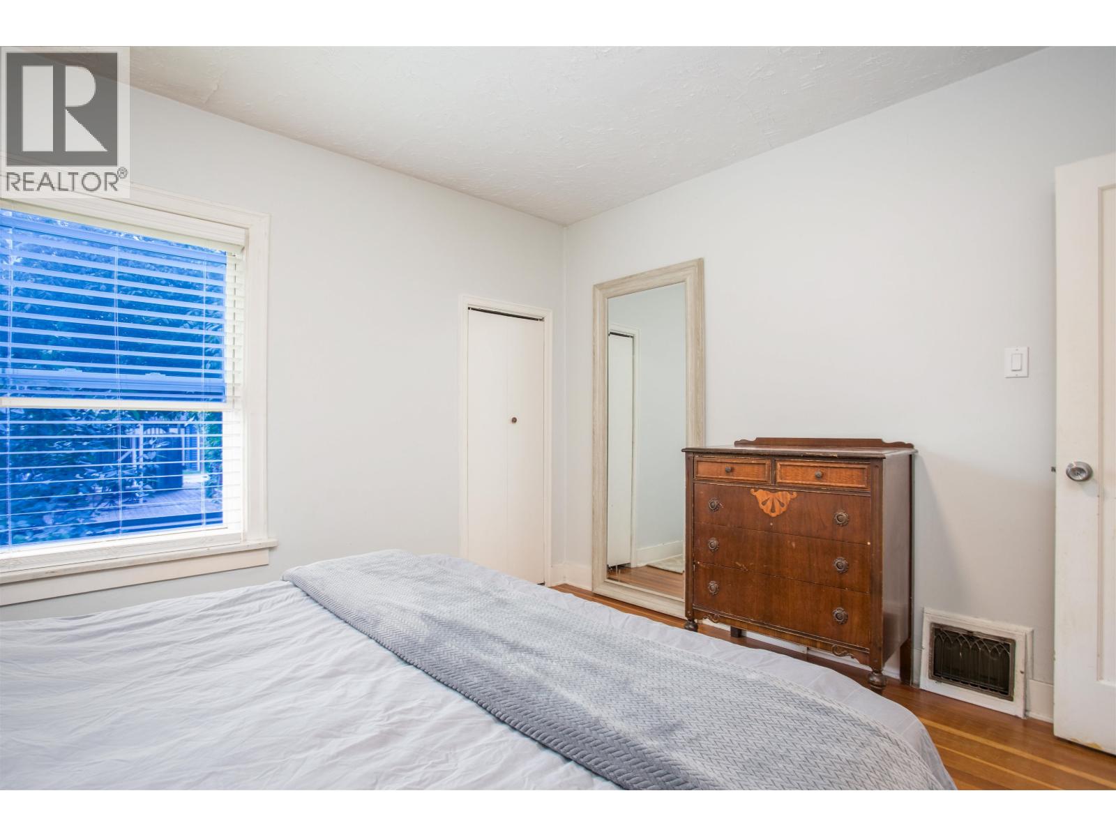 3566 W 11th Avenue, Vancouver, British Columbia  V6R 2K2 - Photo 13 - R3057050