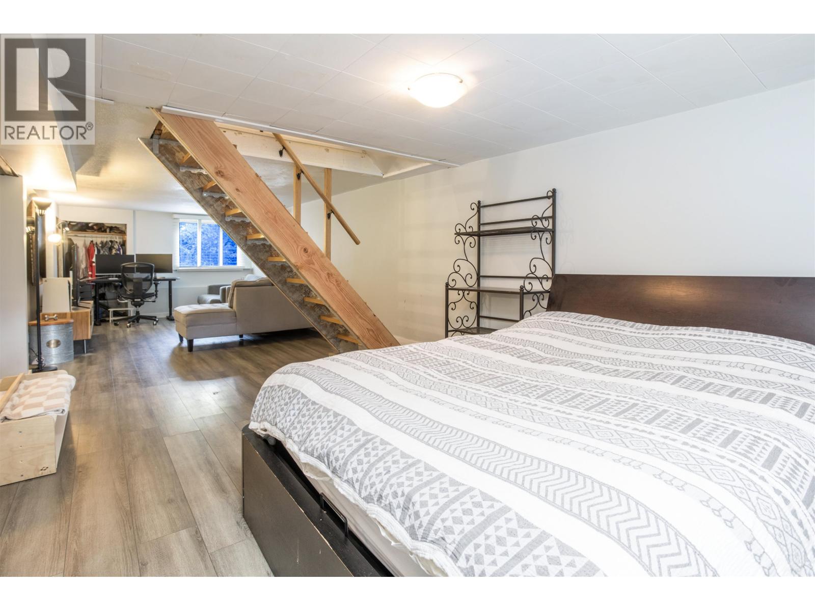 3566 W 11th Avenue, Vancouver, British Columbia  V6R 2K2 - Photo 29 - R3057050