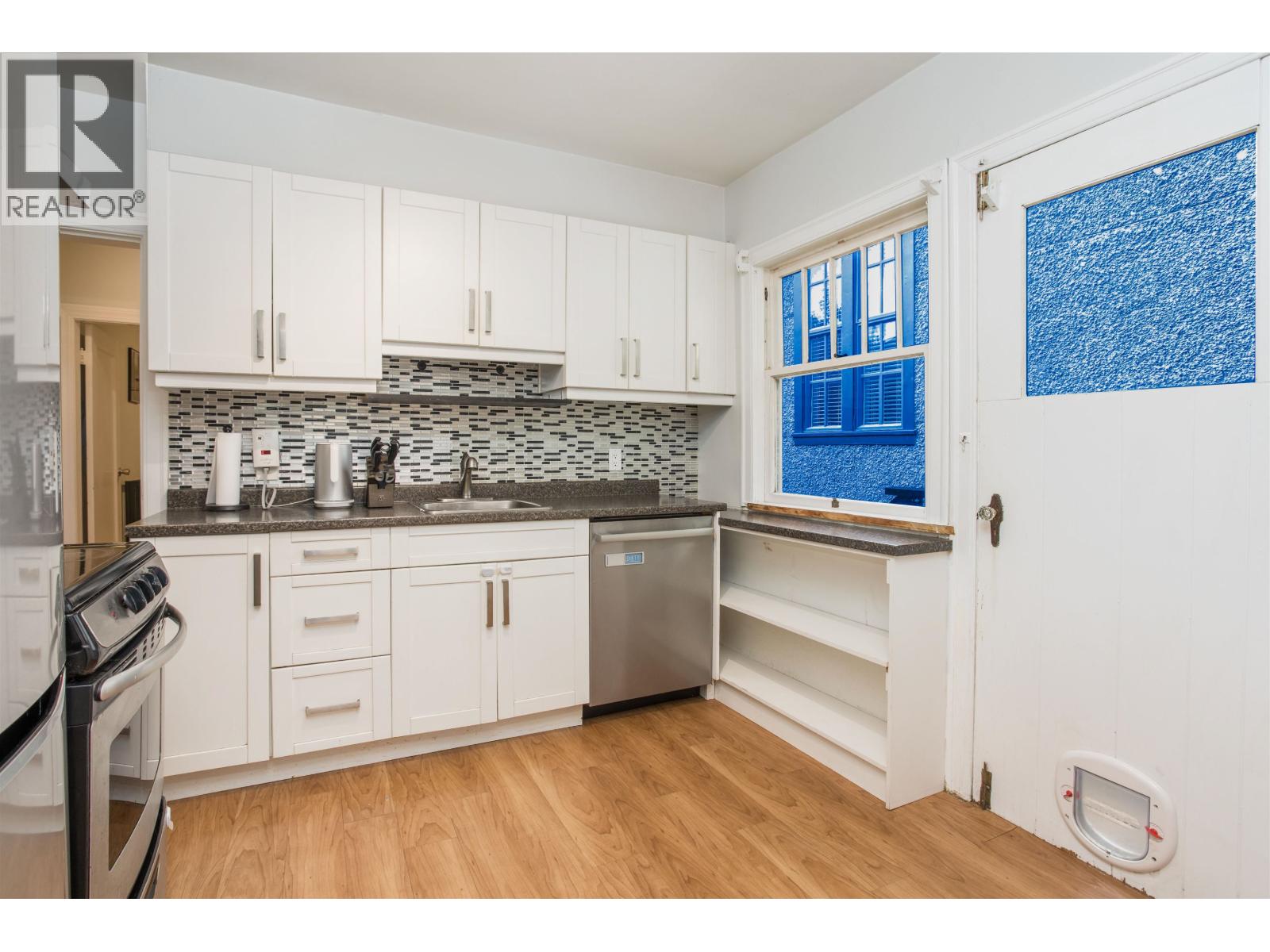 3566 W 11th Avenue, Vancouver, British Columbia  V6R 2K2 - Photo 8 - R3057050