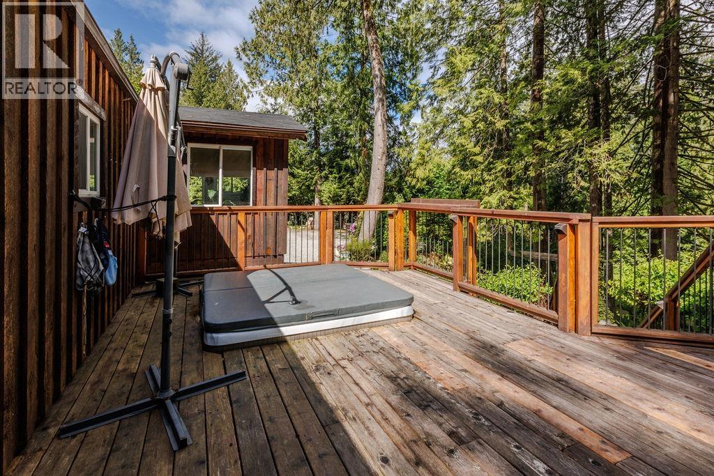 5751 Tillicum Bay Road, Sechelt, British Columbia  V7Z 0C7 - Photo 21 - R3057051
