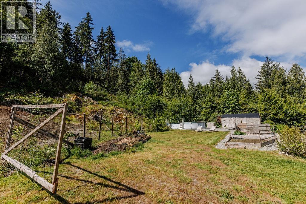 5751 Tillicum Bay Road, Sechelt, British Columbia  V7Z 0C7 - Photo 34 - R3057051