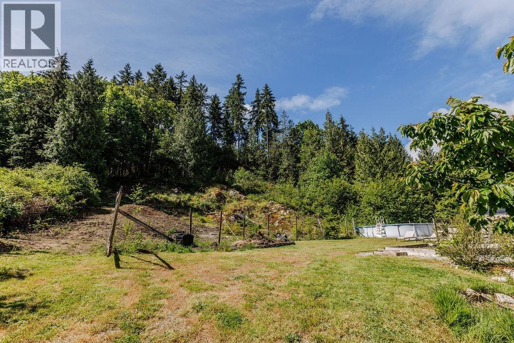5751 Tillicum Bay Road, Sechelt, British Columbia  V7Z 0C7 - Photo 35 - R3057051