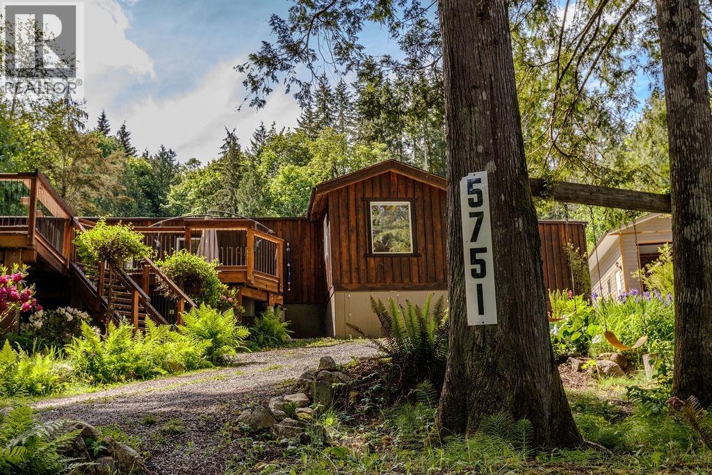 5751 Tillicum Bay Road, Sechelt, British Columbia  V7Z 0C7 - Photo 4 - R3057051